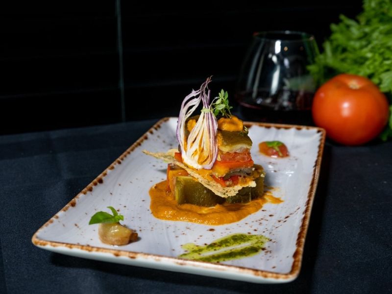 Ambassador Cruise Line dining
