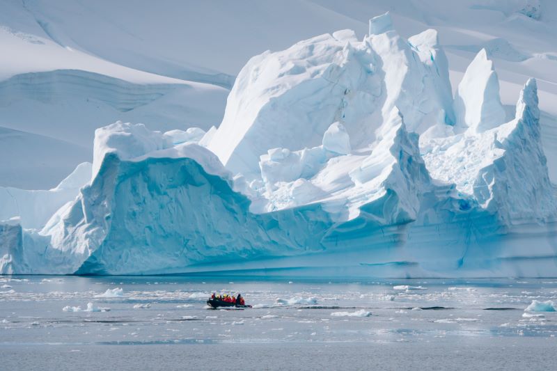 HX Antarctica Glacier
