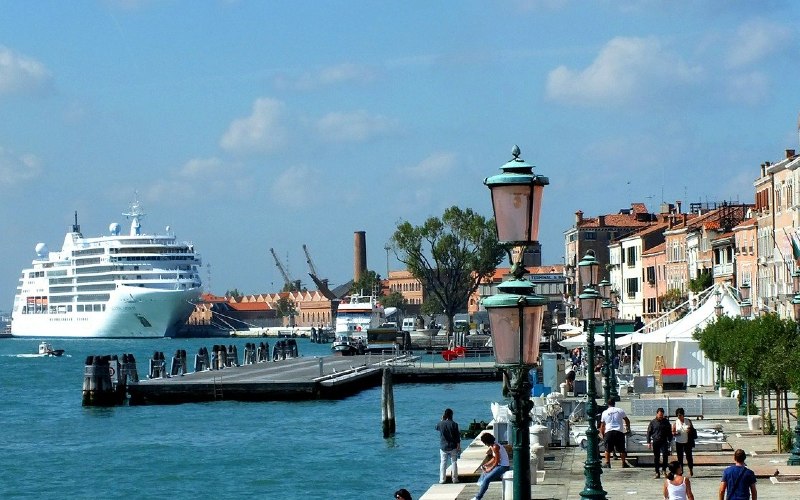 cruise ship in Venice