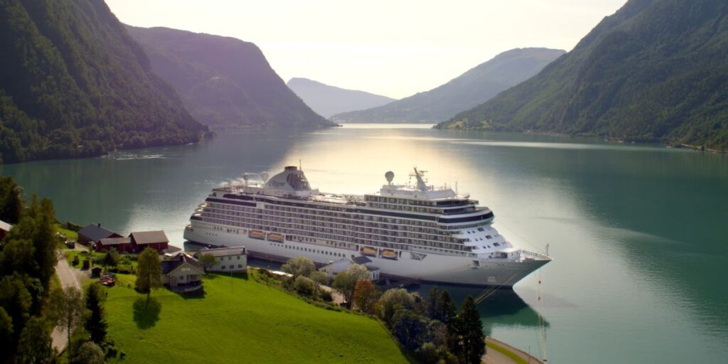 Regent Seven Seas ship