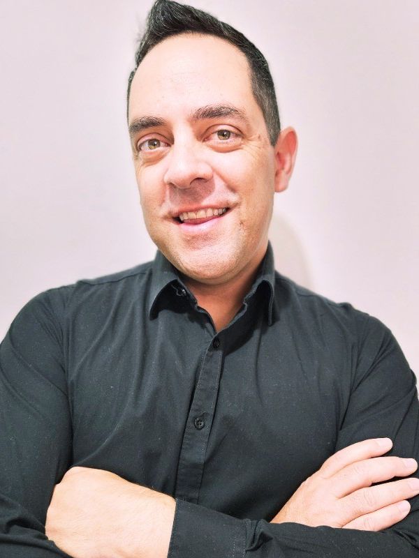 ARTURO ENCALADA