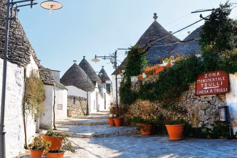 Alberobello trulli