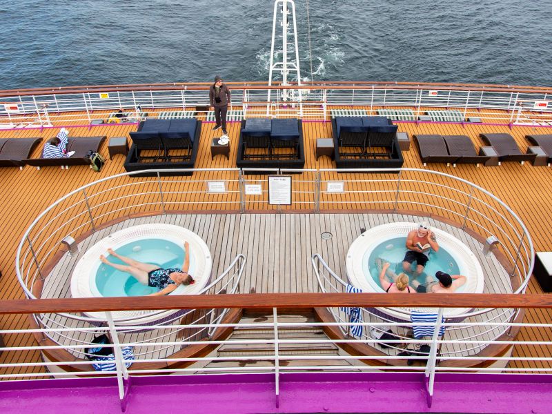 Ambassador hot tubs