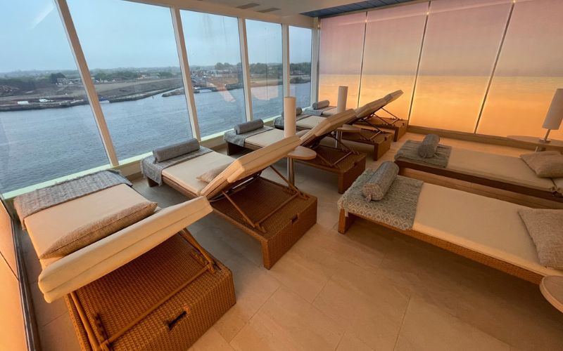 Ambassador loungers