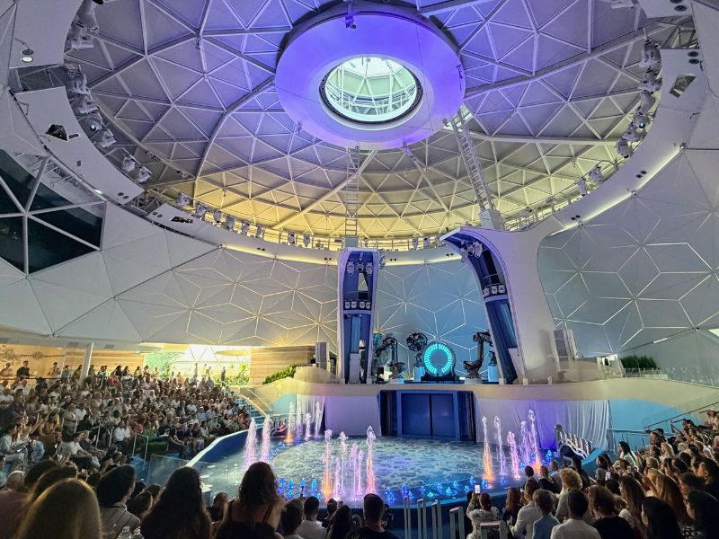 Aqaudome on Legend of the Seas