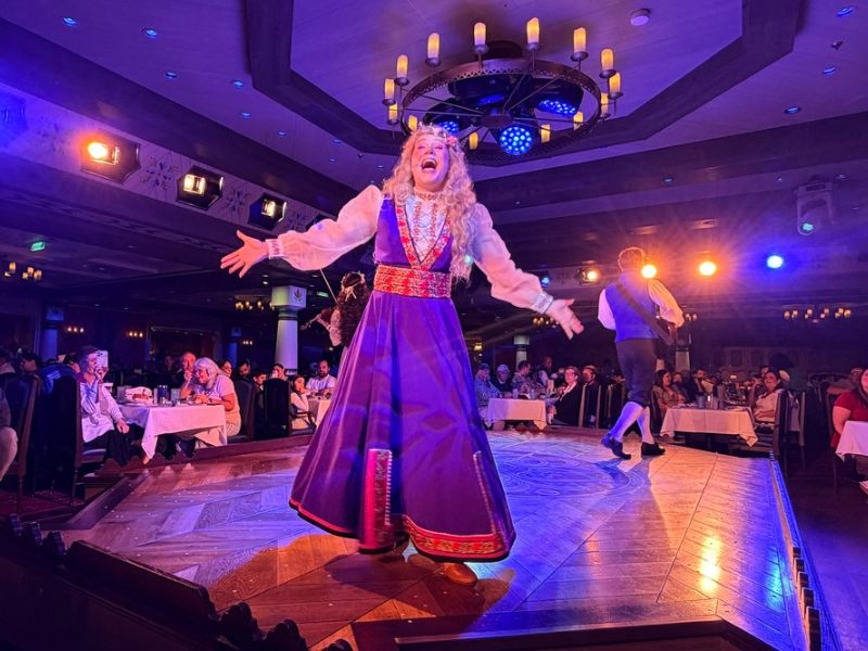 Arendelle: A Frozen Dining Adventure