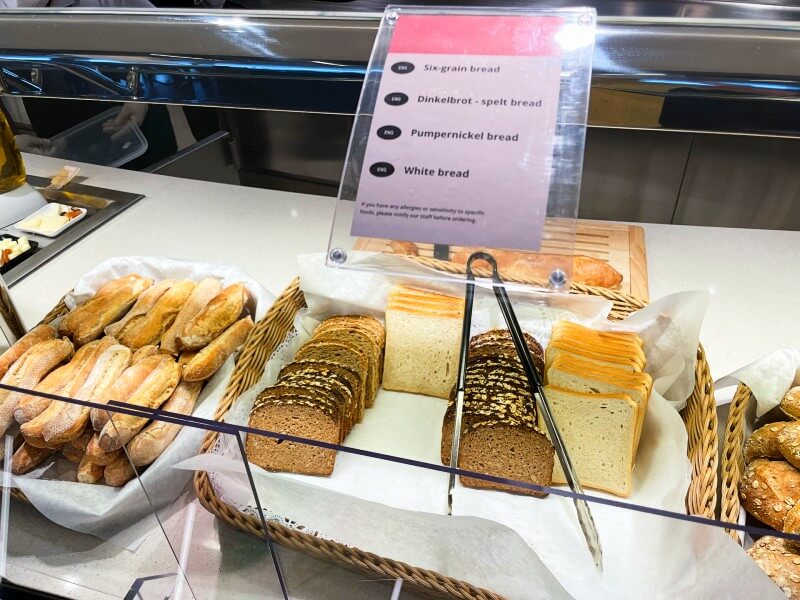 Bread in a buffet