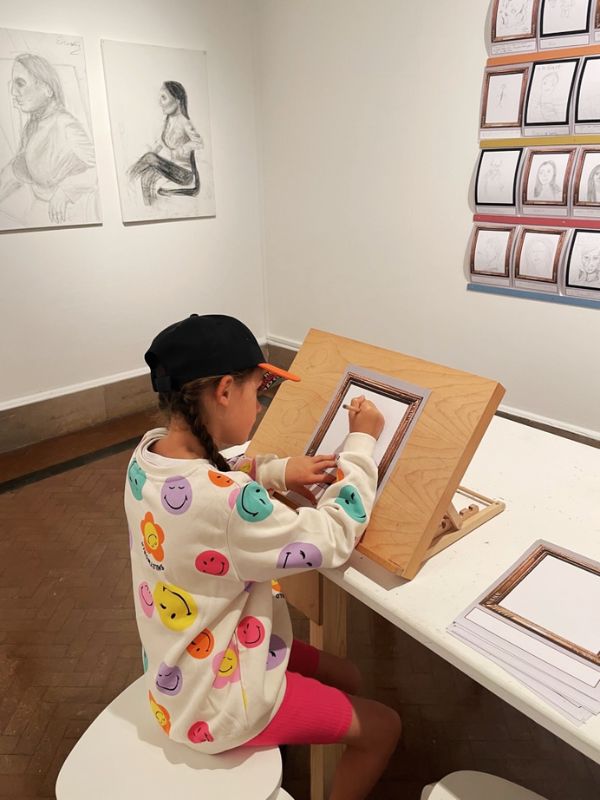 Child at Southampton City Art Gallery