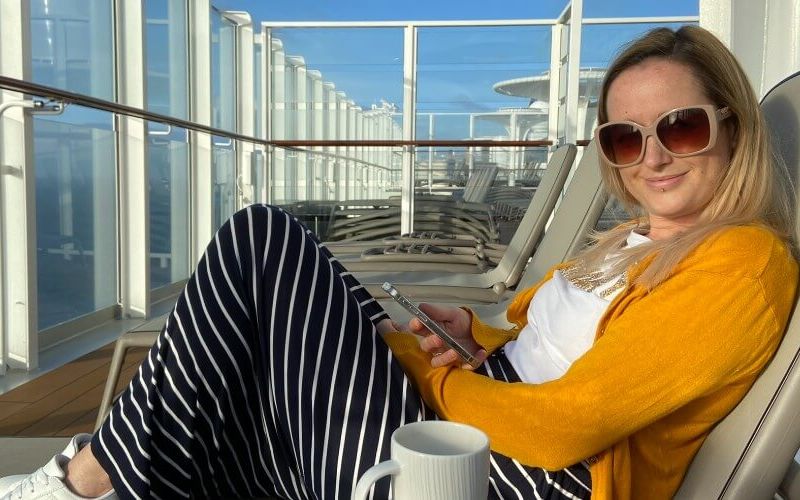 Cruise Mummy using her phone via the cruise ship wifi