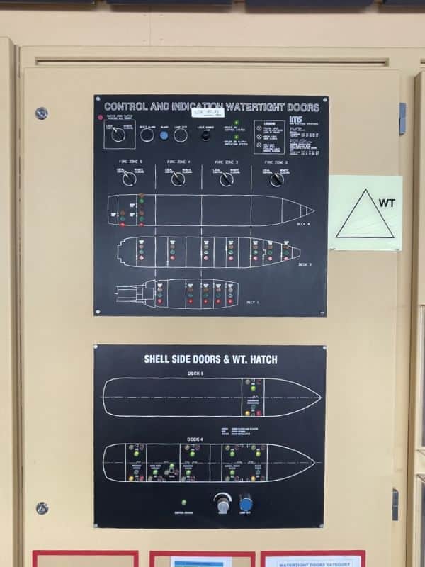 Cruise ship bridge indicators