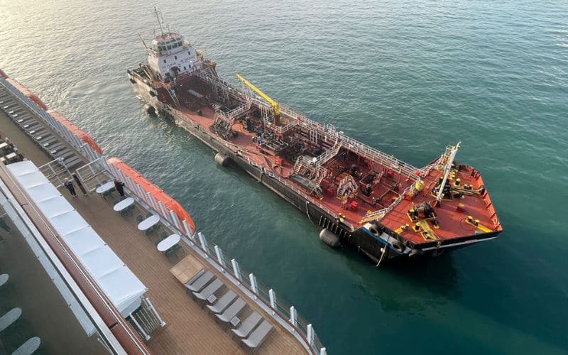 Cruise ship fuel tanker