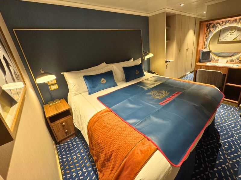 Cunard Queen Anne inside cabin