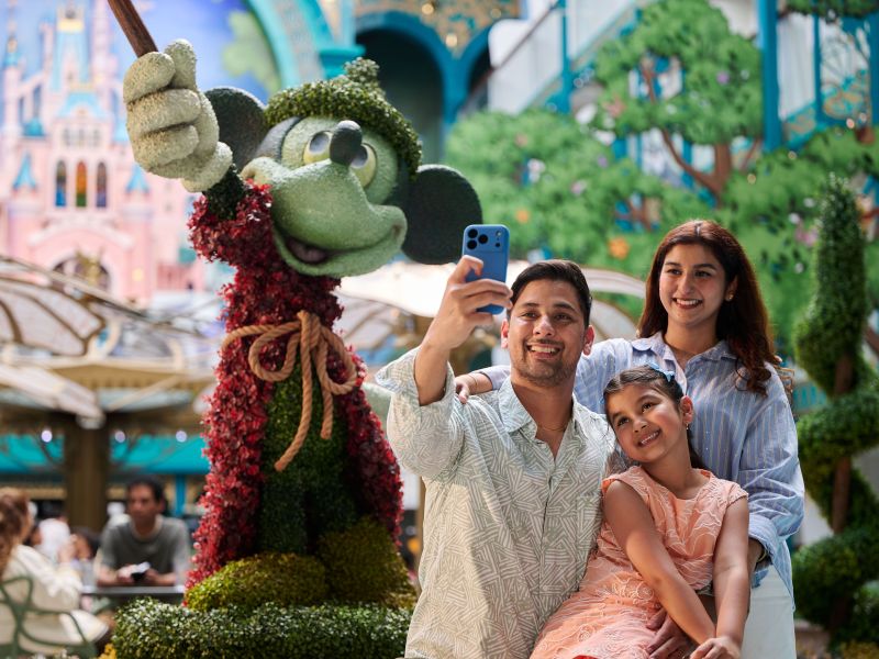 Disney Imagination Garden - Mickey