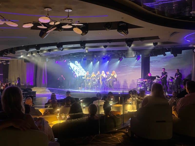 Explora Lounge
