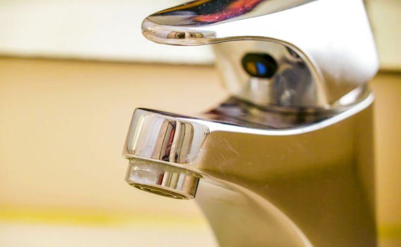 Cruise bathroom faucet