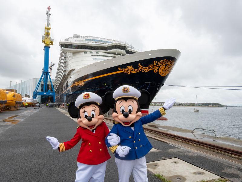 Disney Adventure with Mickey & Minnie