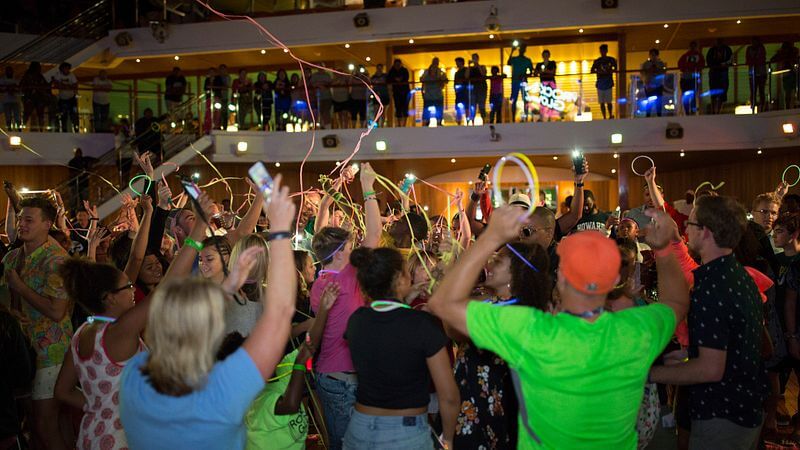 party atmosphere on a cruise