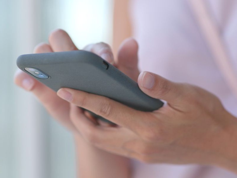 Hands-with-Mobile-Phone