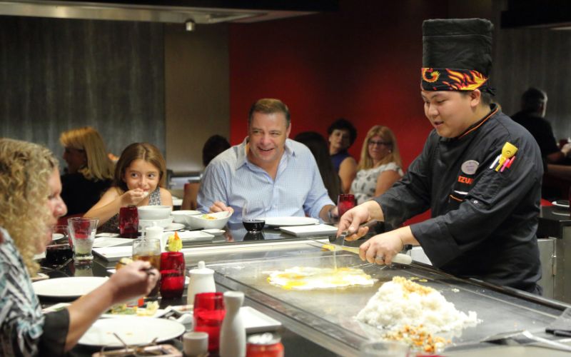 A family eating at Izumi
