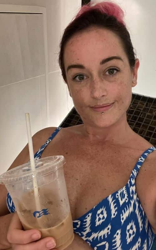 a photo of me enjoying an iced coffee in the spa on Enchanted Princess