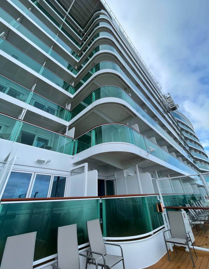 Curved Balcony Cabins on P&O Iona