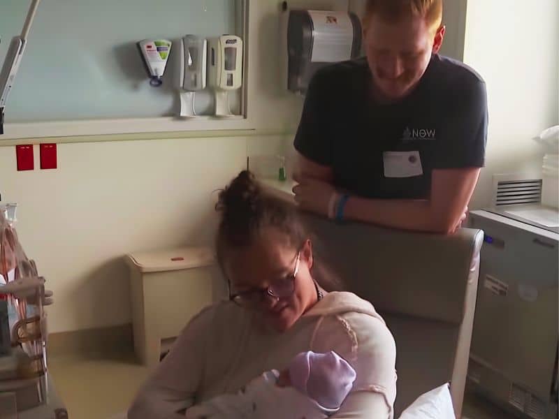Lauren Siwinski and Gary Glenn With Baby 1