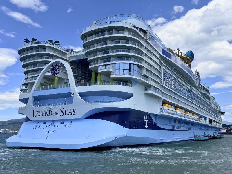 Legend of the Seas
