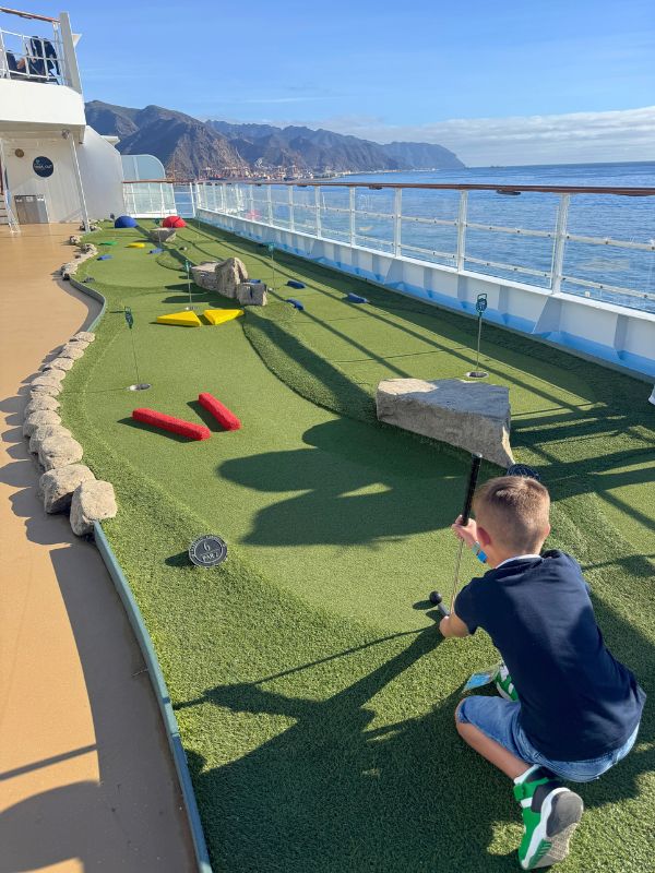 golf on Marella Explorer