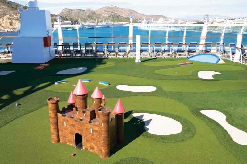 Marella Cruises mini golf