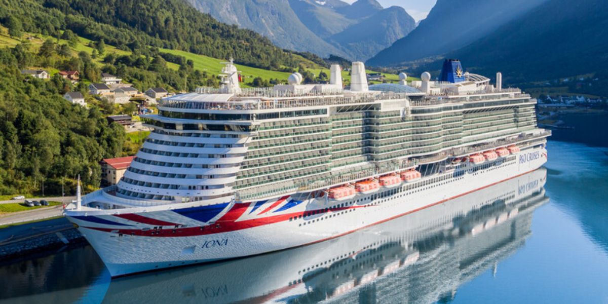 P&O Cruises Iona in Norwat