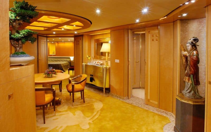 Pinnacle Suite on MS Oosterdam