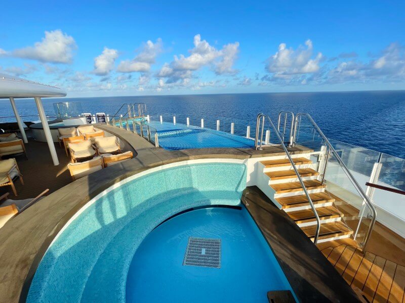 Quiet Cove pool