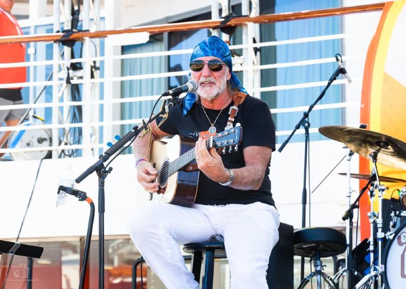 Rock and Romance theme cruise