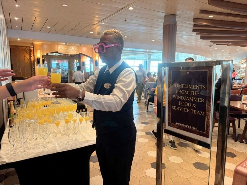 Complimentary drinks in the Windjammer on Royal Caribbean