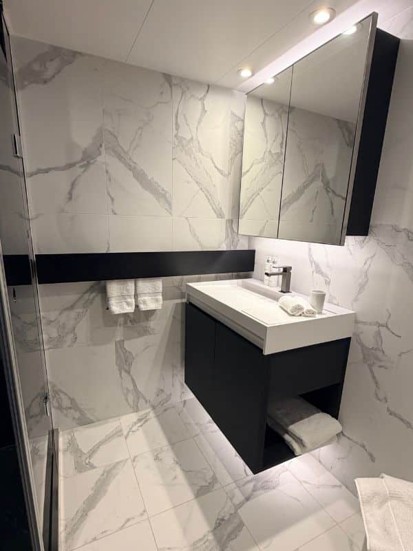 Scenic Eclipse bathroom