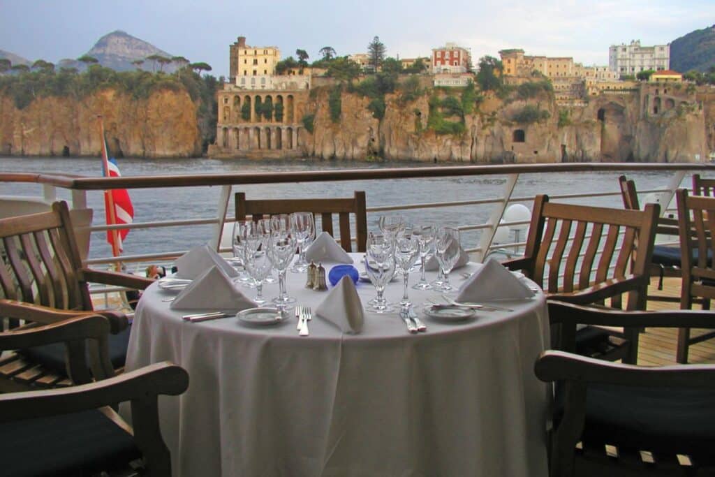 Alfesco dining on a SeaDream ship
