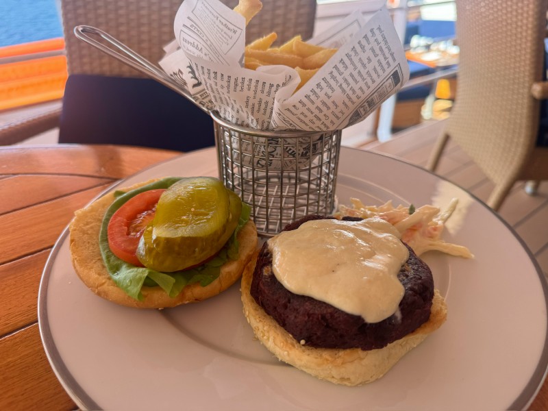 SeaDream veggie burger