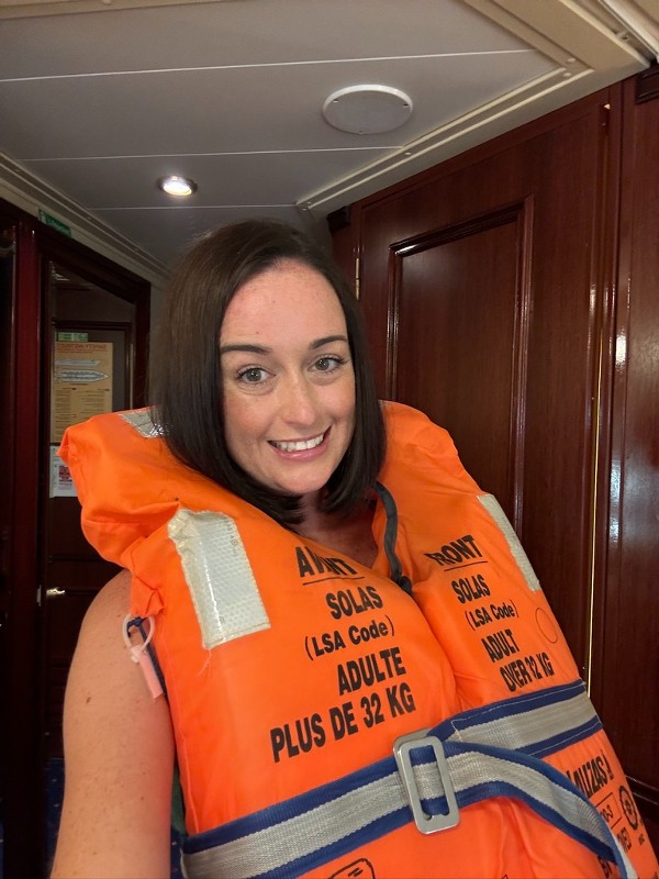 Cruise Mummy wearing lifejacket