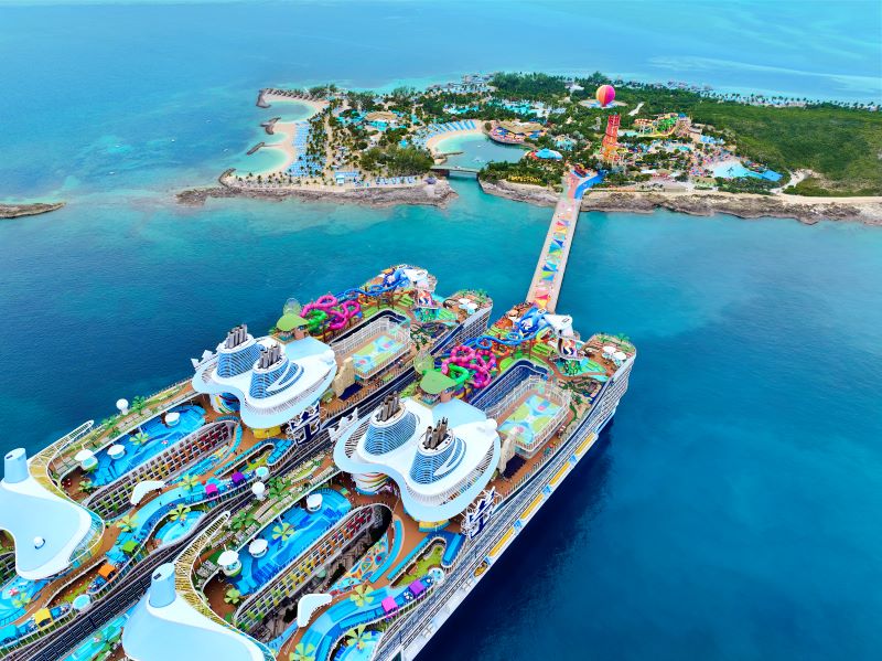 Star and Icon of the Seas at Perfect Day