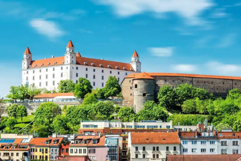 Bratislava Castle river cruises
