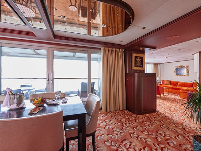 Fred Olsen Suite