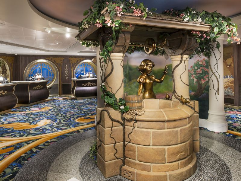 Town Square Wishing Well on Disney Adventure