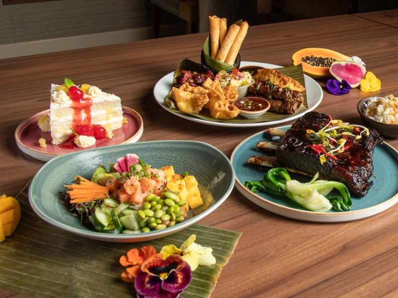 Uku Lei Lei - Full Spread