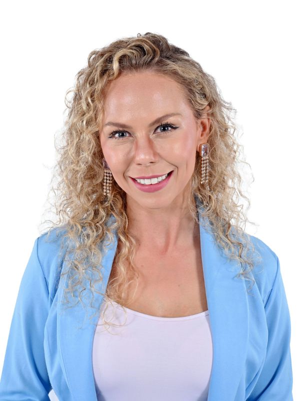 VANESSA FREDRICH