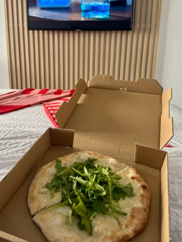 takeaway pizza