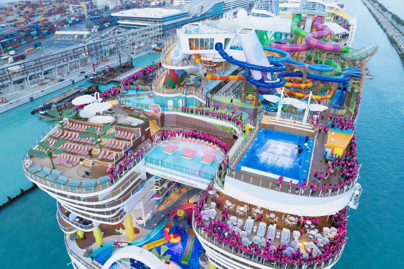View of the aft of Icon of the seas