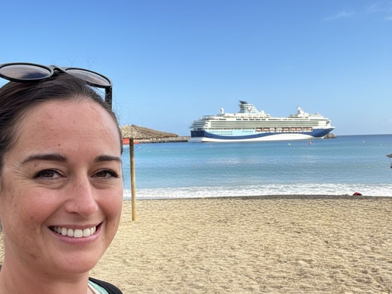 Cruise Mummy with a Marella ship