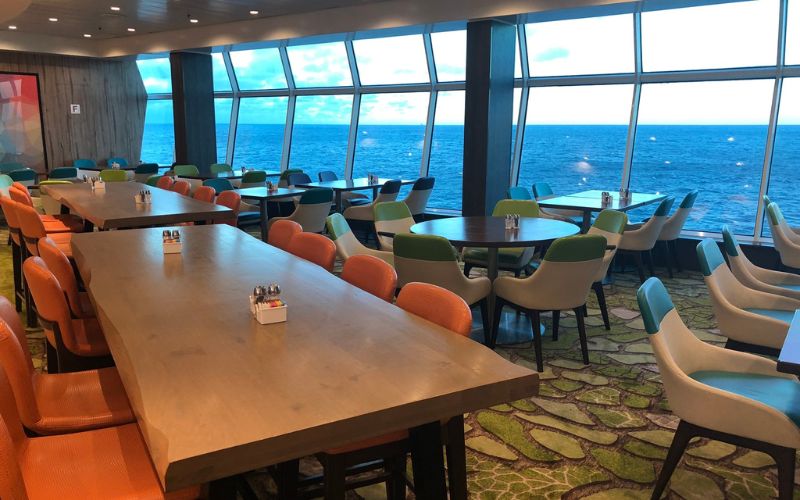 Windjammer buffet tables