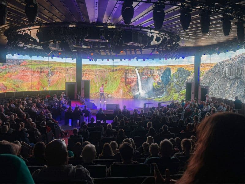 World Stage on Nieuw Statendam