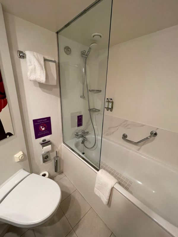 Cruise bathroom